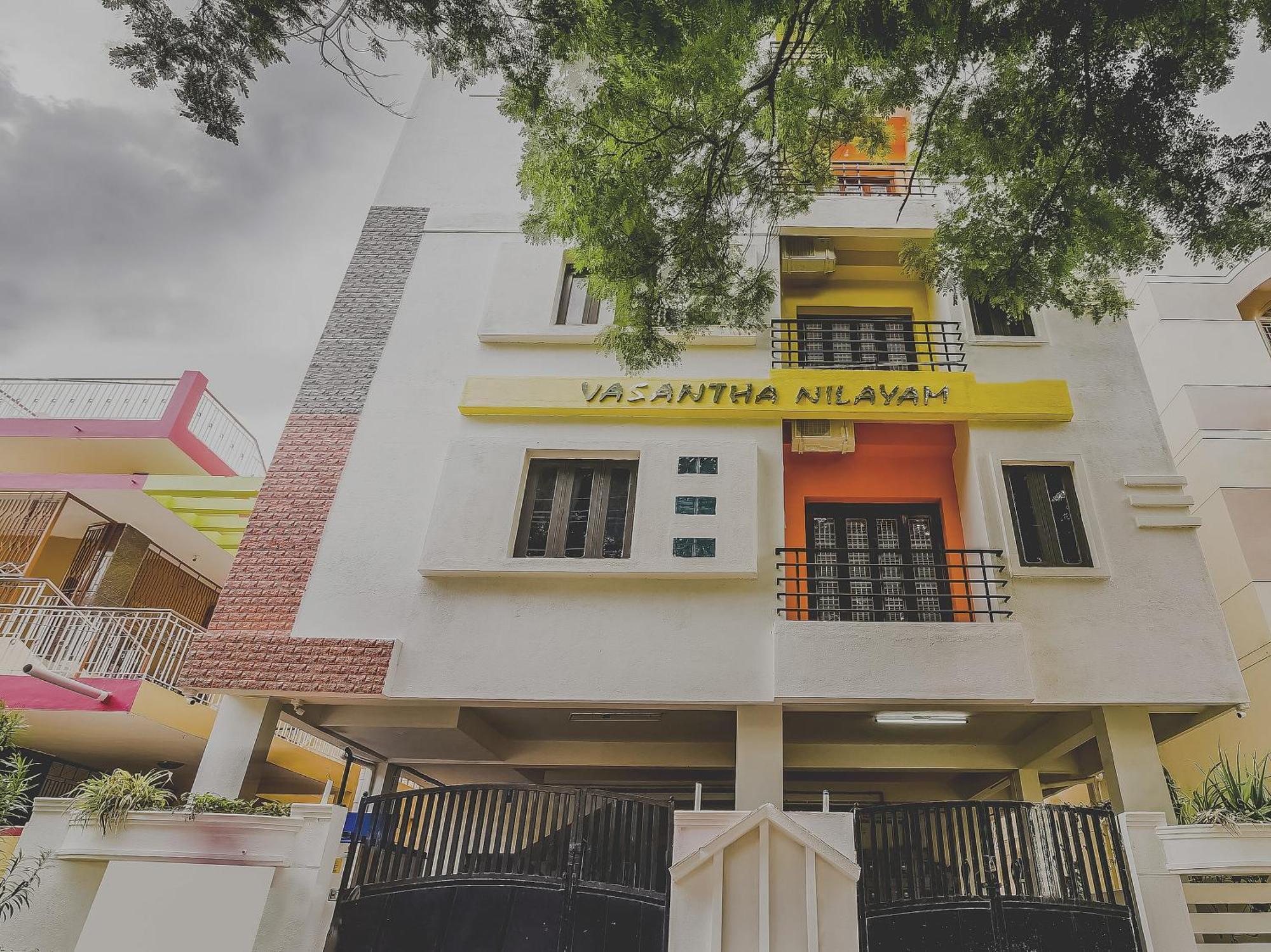 Hotel OYO 42984 Kartikeya Park View Residency Chittoor Exterior foto